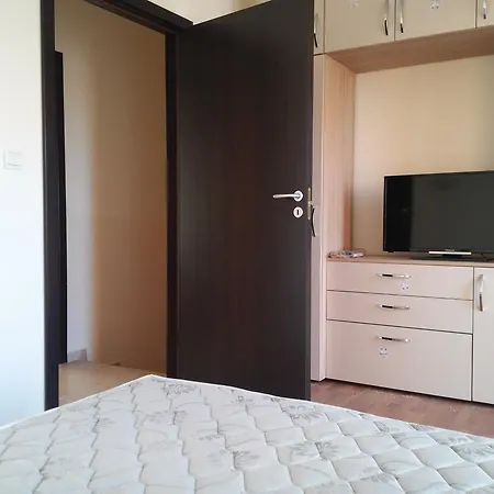 Sandapart Romana Elenite