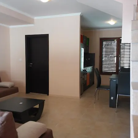 Appartement Sandapart Romana Elenite