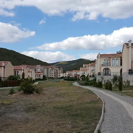 Sandapart Romana Appartement Elenite